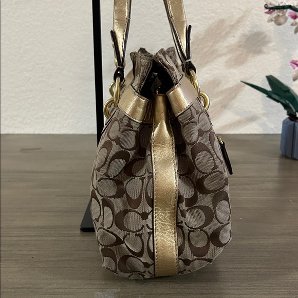 Coach Penelope Signature Large Tote Bag F14692 - Picture 5 of 12